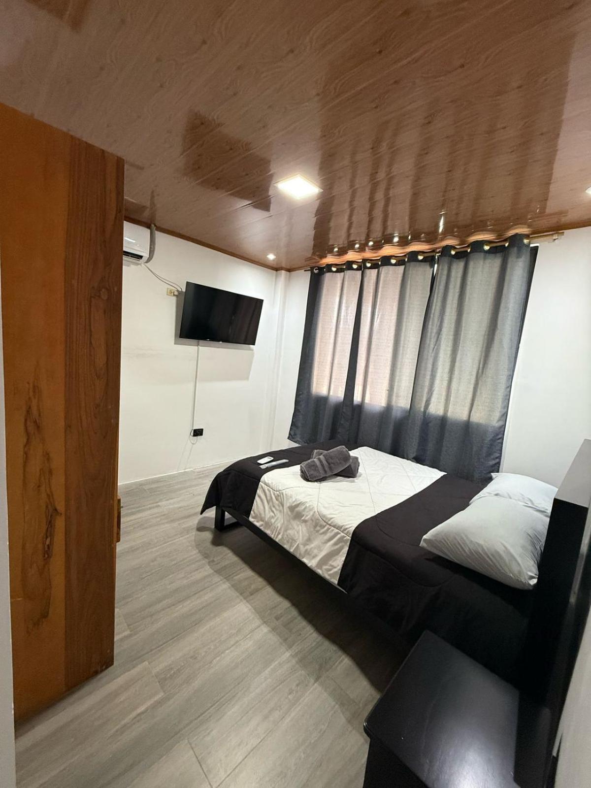 Bunker593 Inn テナ エクステリア 写真